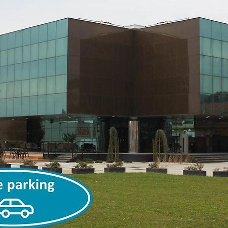 Hotel Cubis 렌다바 외부 사진