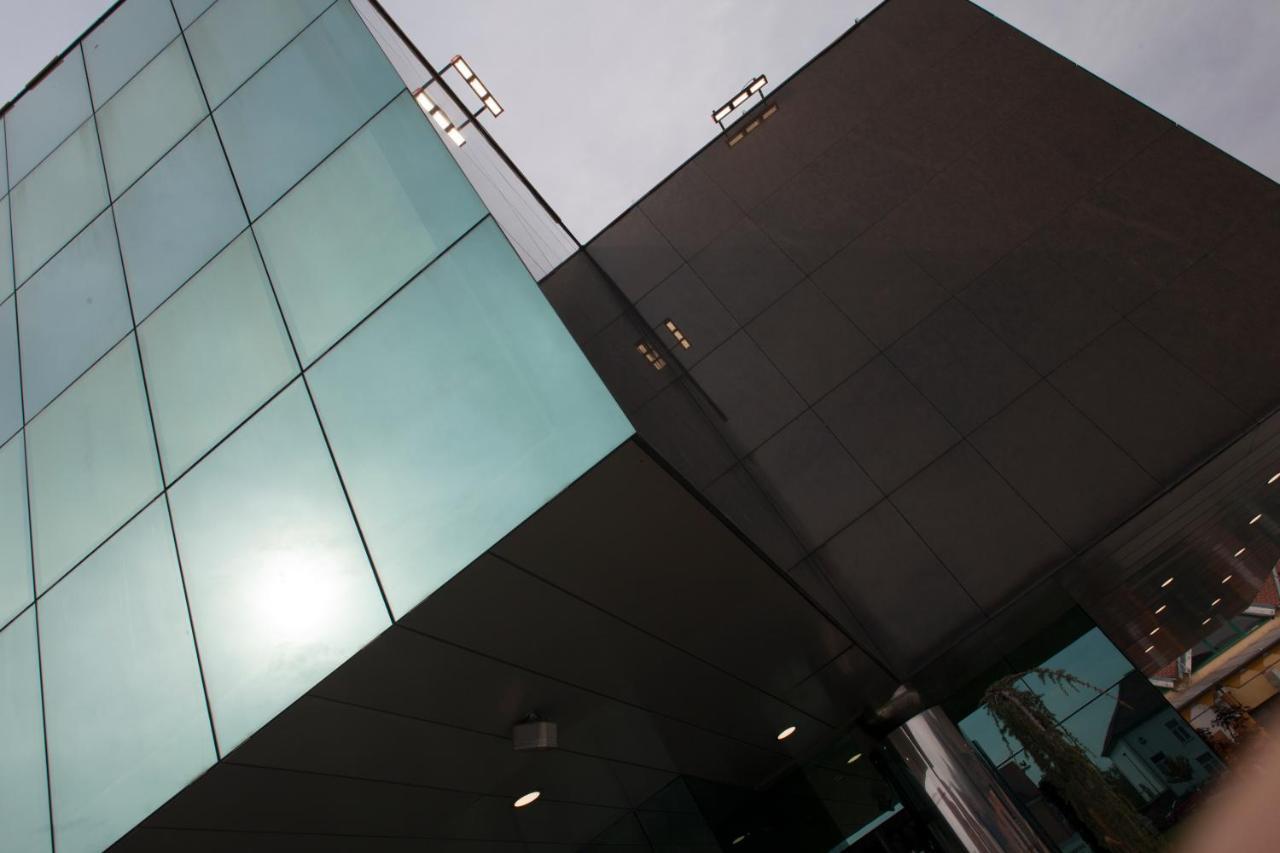 Hotel Cubis 렌다바 외부 사진