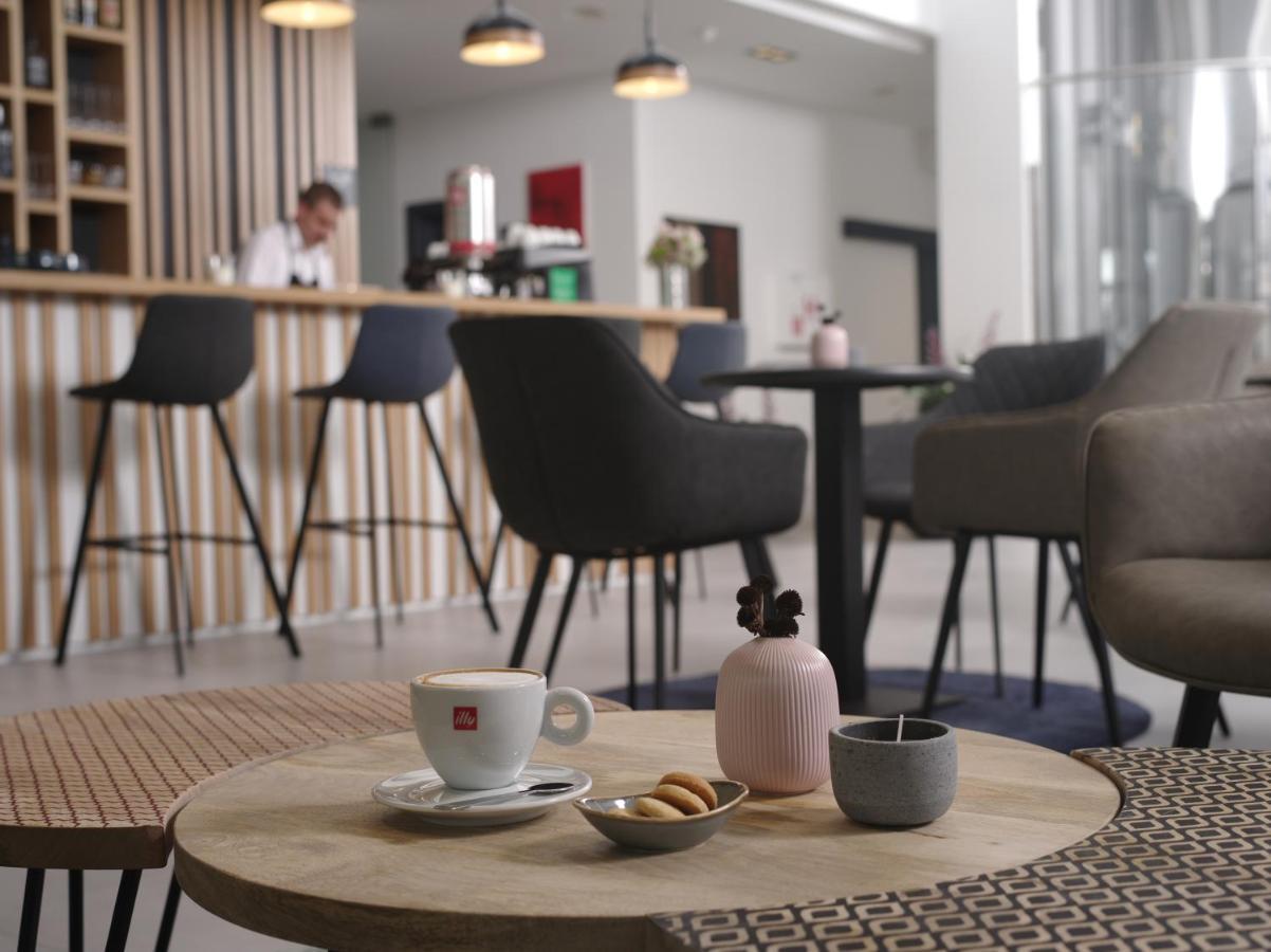 Hotel Cubis 렌다바 외부 사진