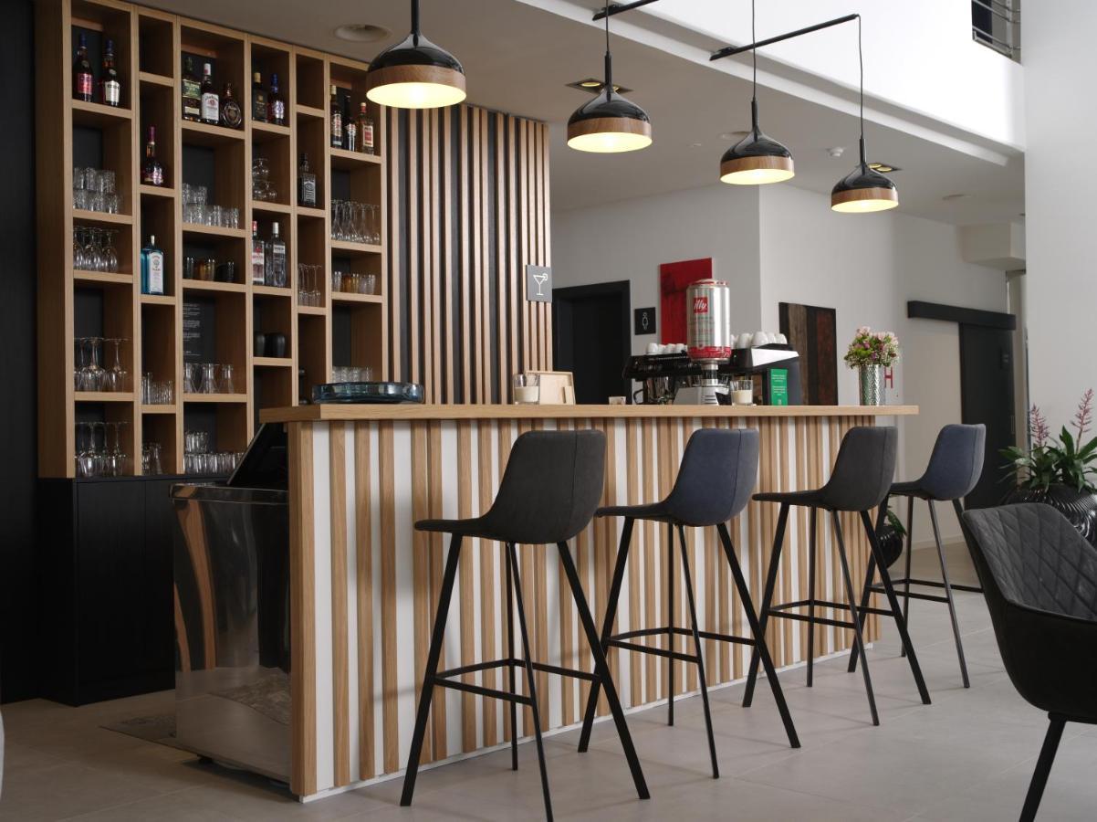 Hotel Cubis 렌다바 외부 사진