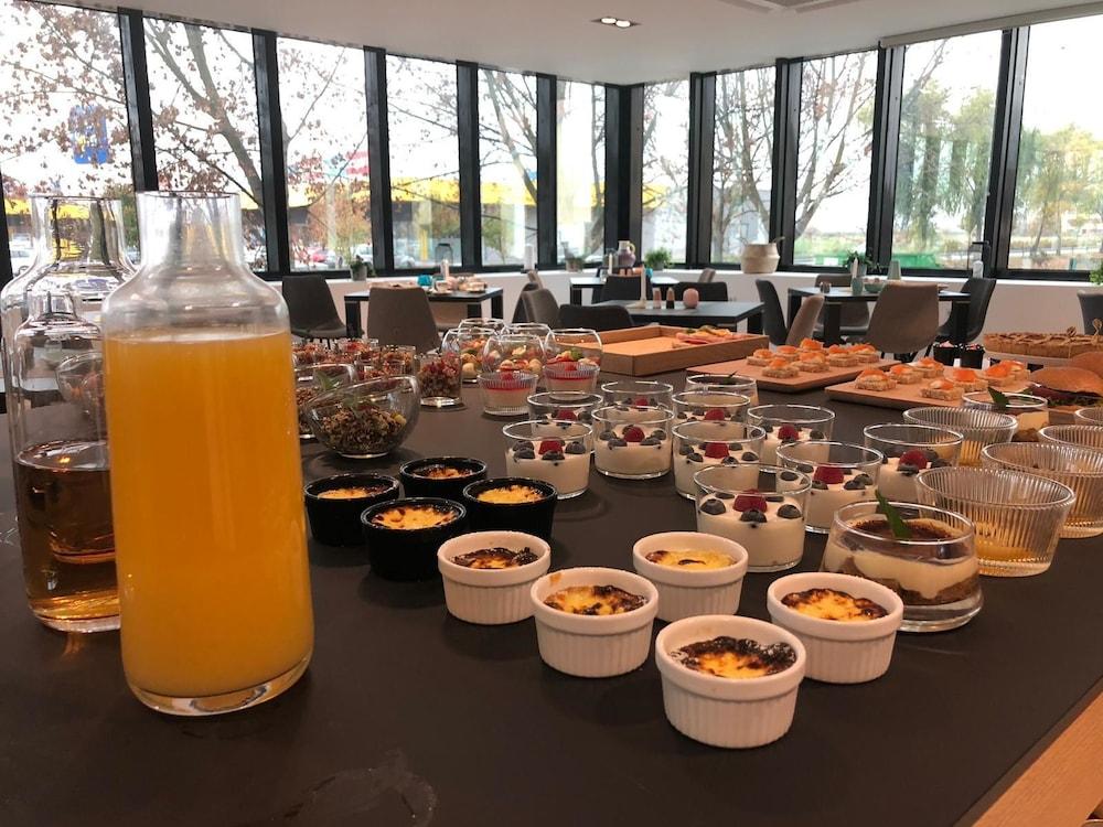Hotel Cubis 렌다바 외부 사진
