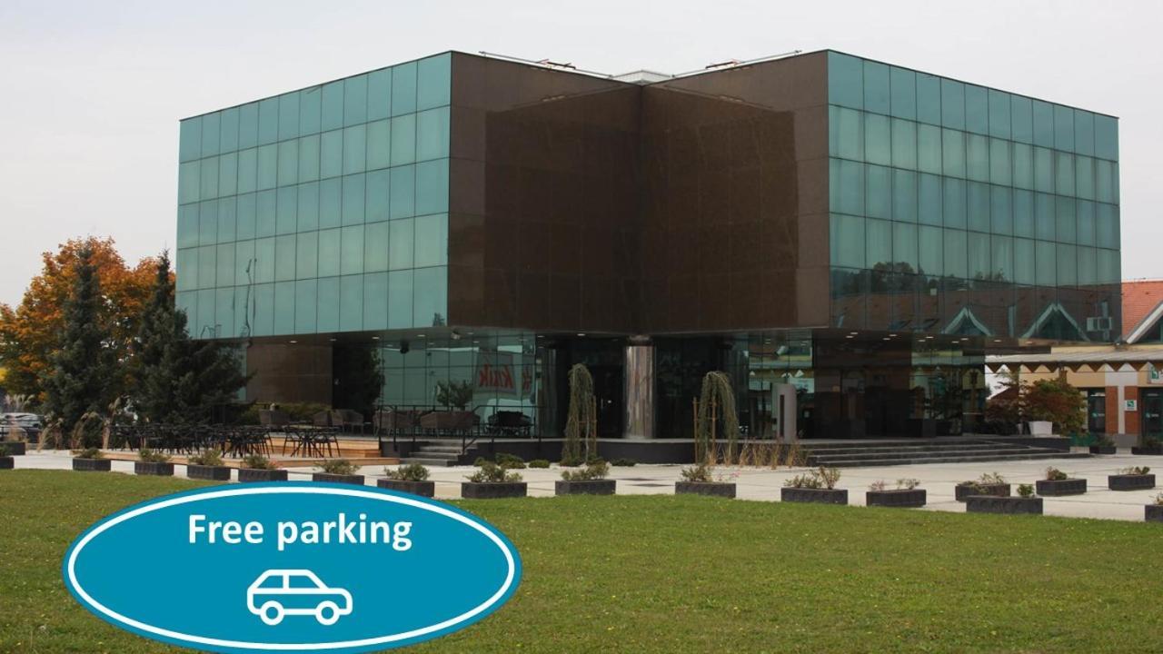 Hotel Cubis 렌다바 외부 사진